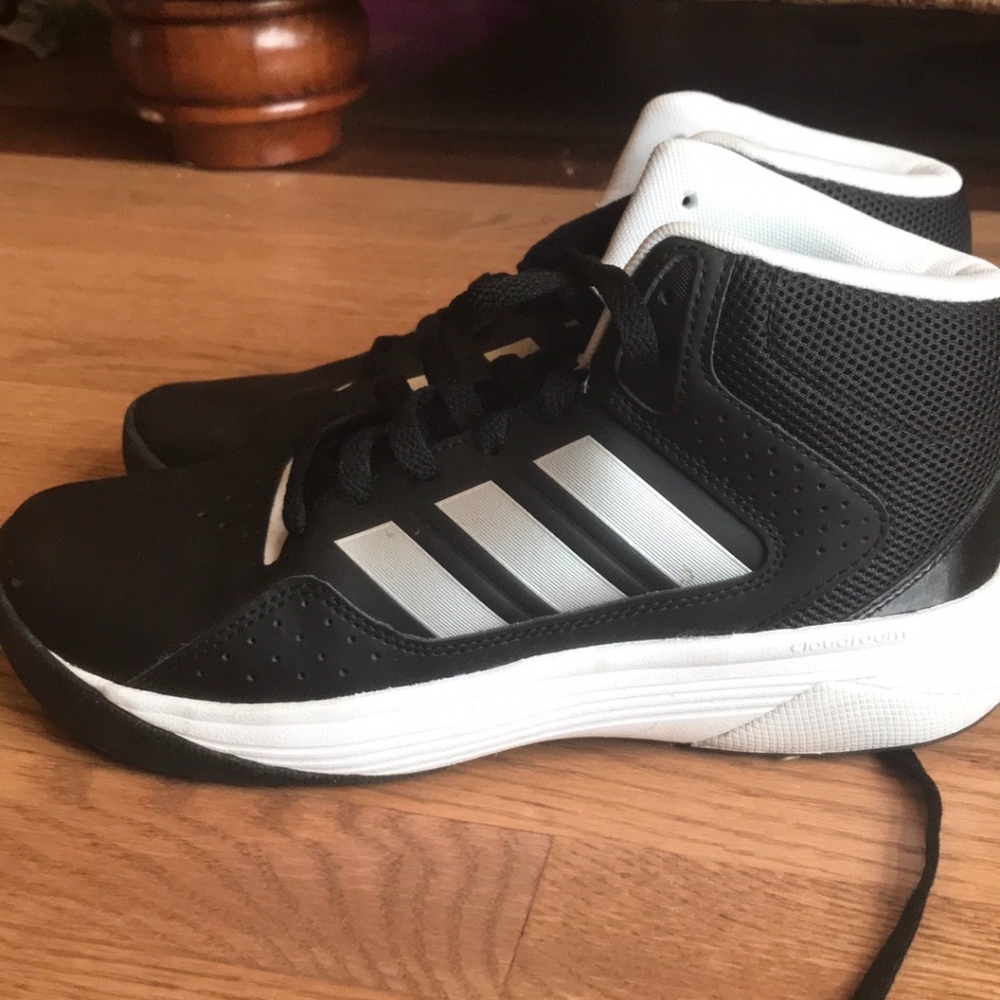 Adidas Cloudfoam Ilation Basketball Shoe 7.5 NWOT